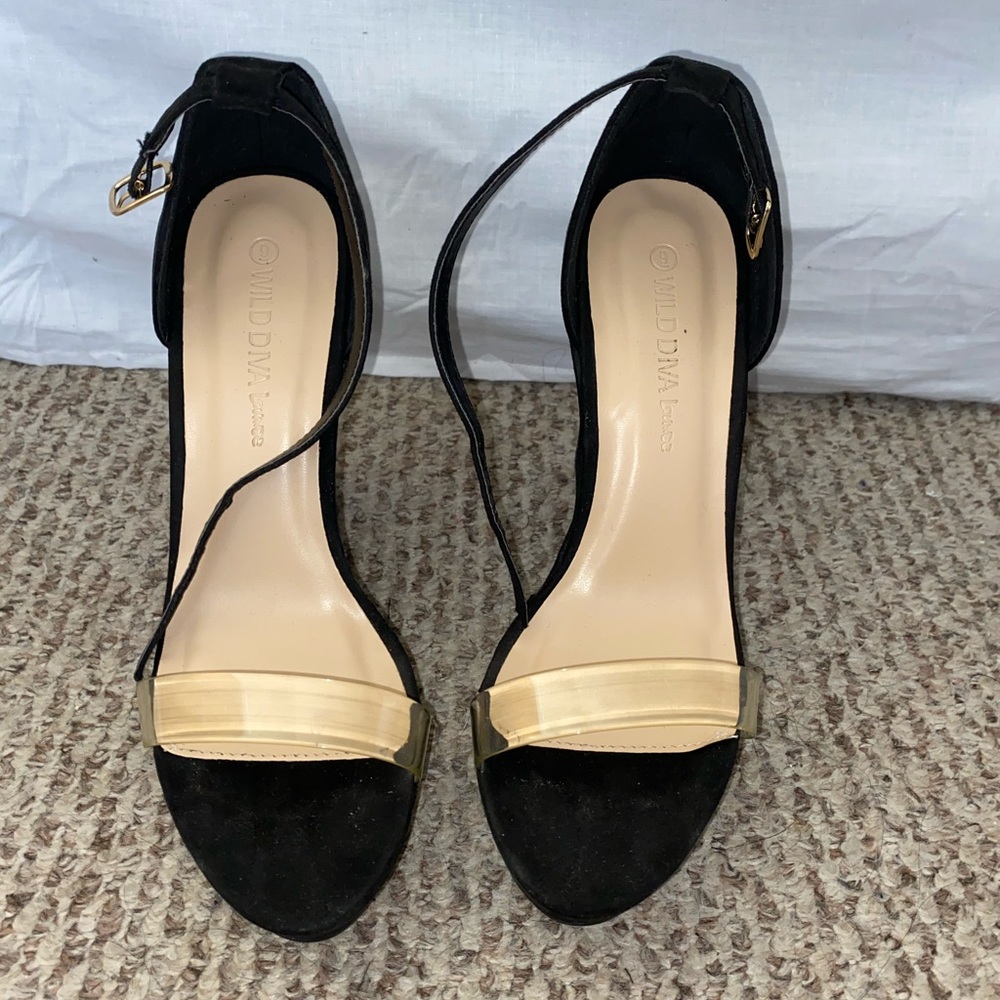 Black Wedges